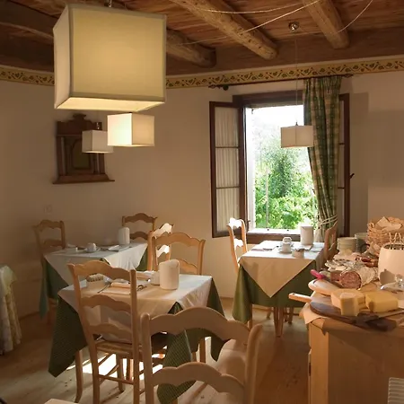 Gastaldo Di Rolle Bed & Breakfast